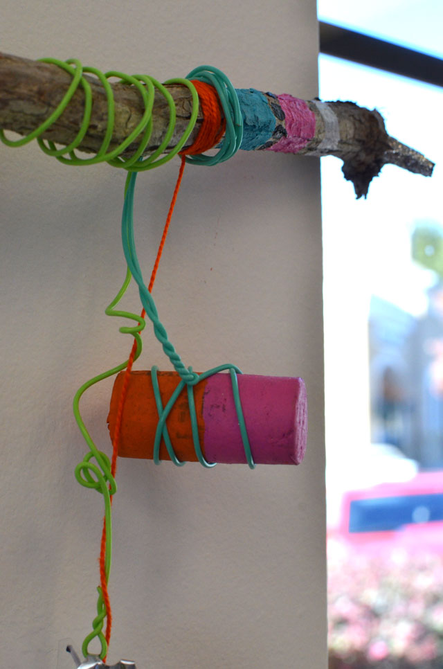 Art Bar Wooden Bead Mobile / www.smallhandsbigart.com
