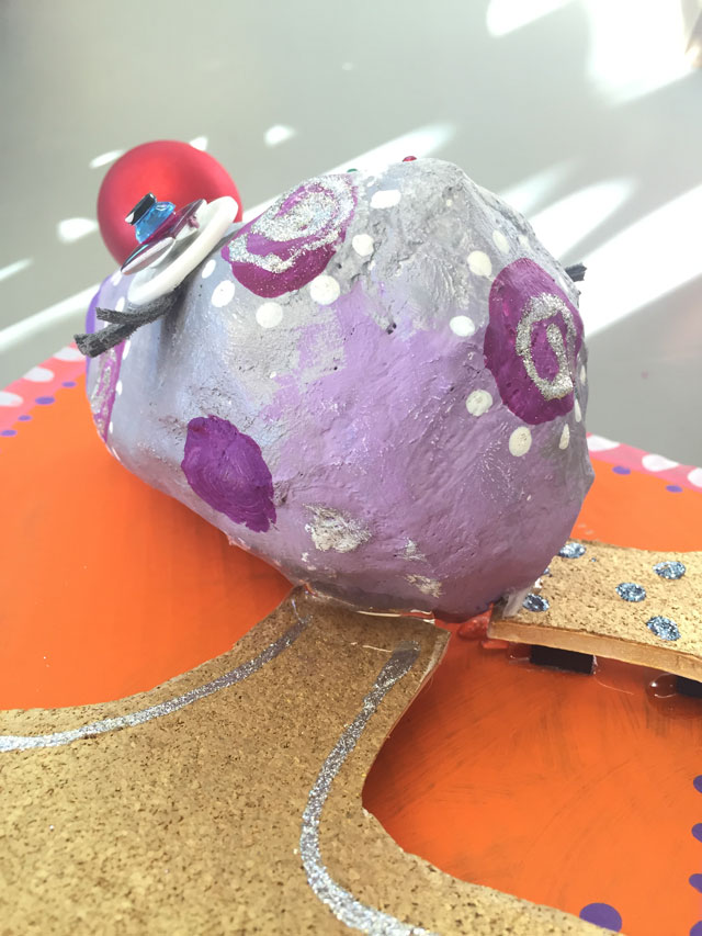 Papier Mache Reindeer Craft | www.smallhandsbigart.com