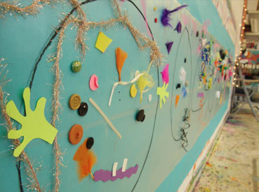 sticky faces | www.smallhandsbigart.com/blog Toddler Art Project from Small Hands Big Art