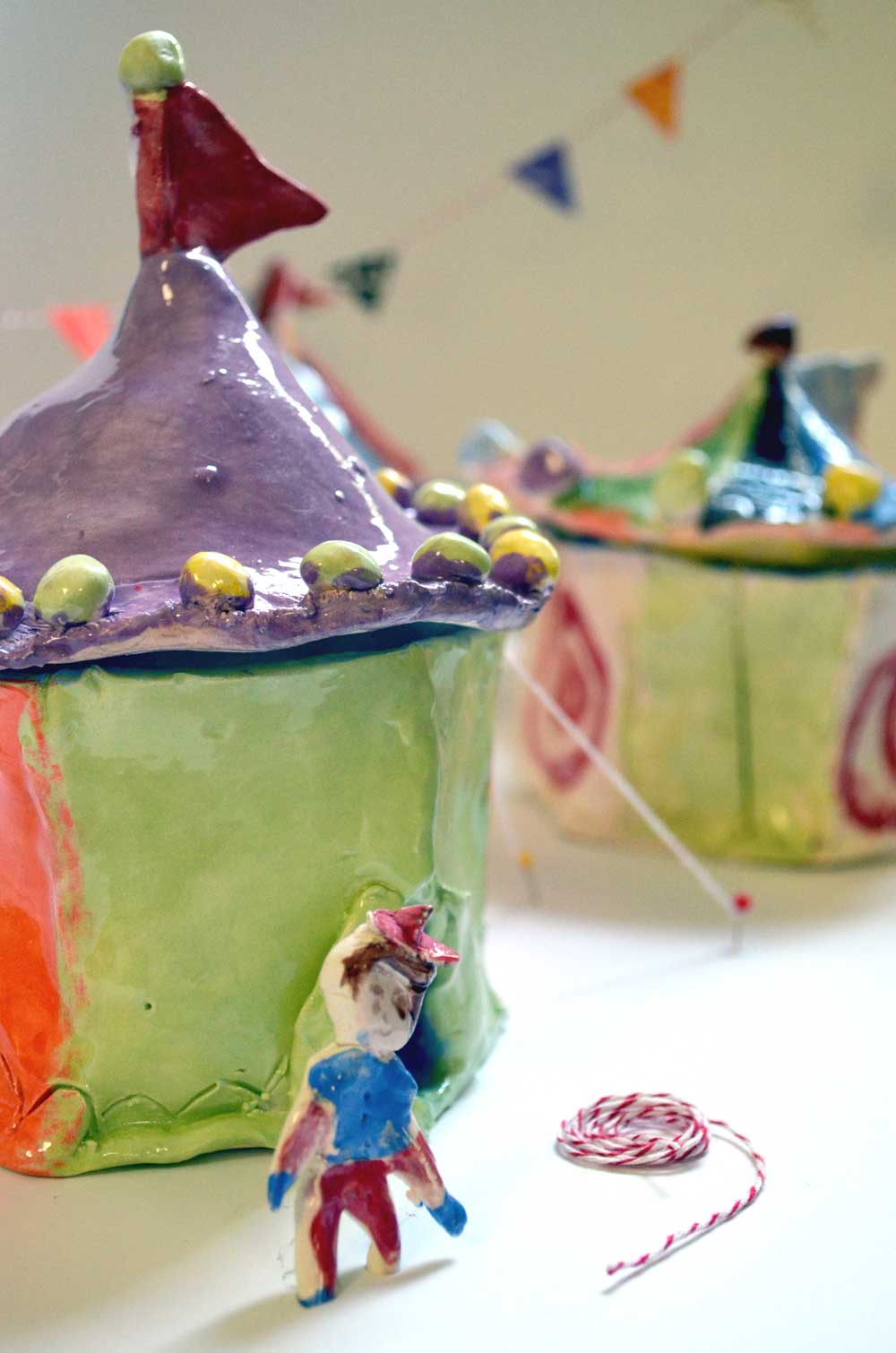 Clay Circus Themed Pottery Camp | www.smallhandsbigart.com