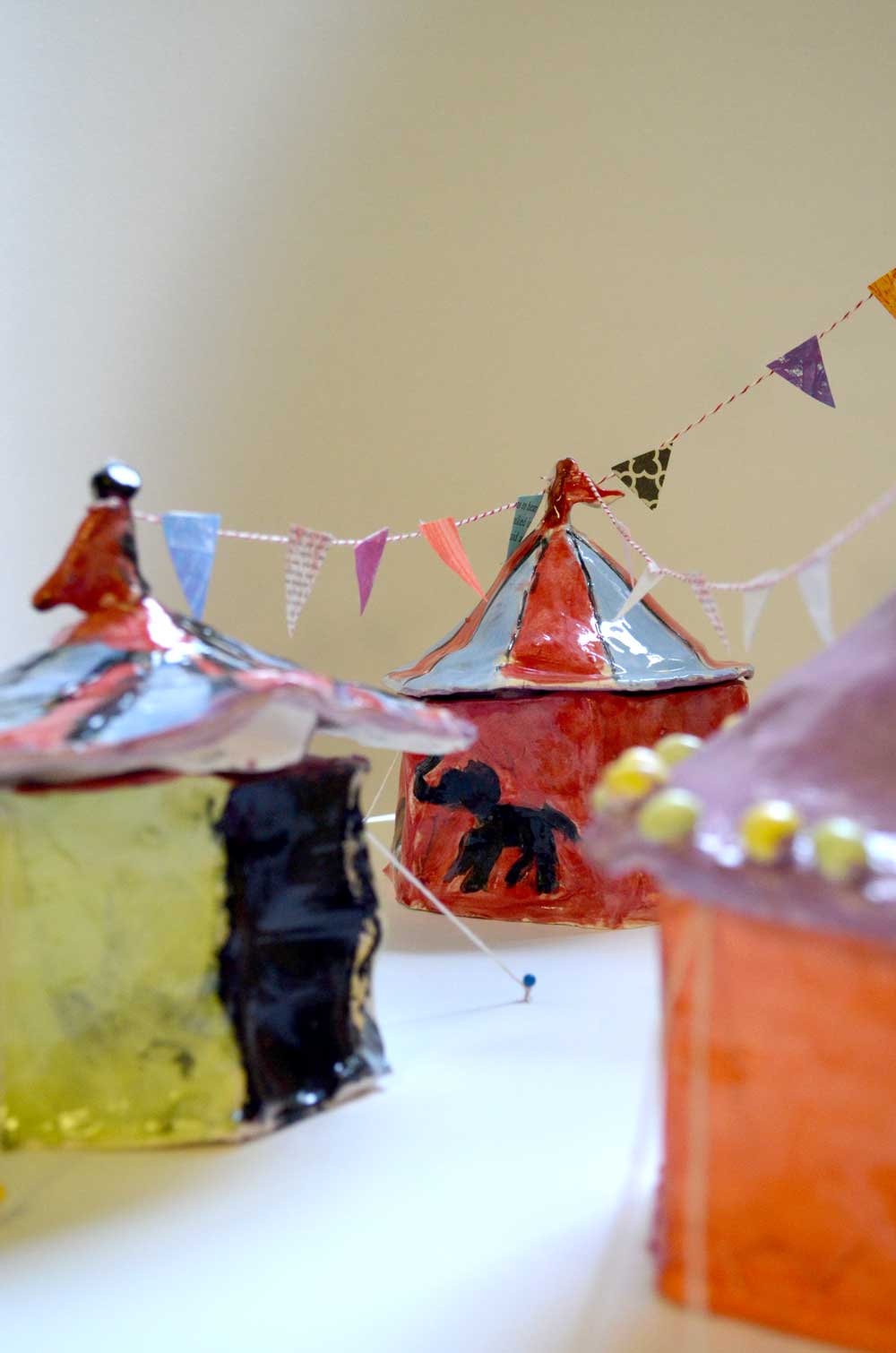 Clay Circus Themed Pottery Camp | www.smallhandsbigart.com