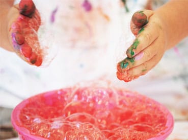 Bubble Prints | www.smallhandsbigart.com/blog
